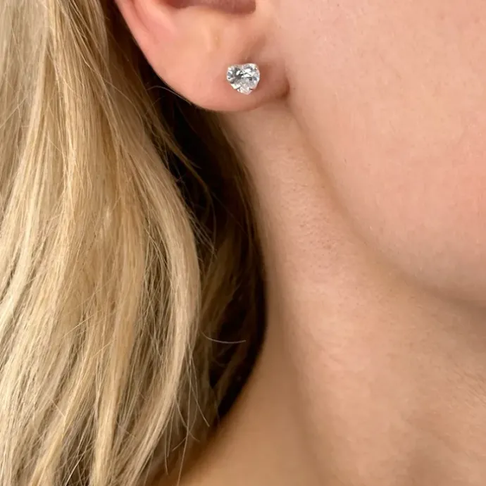 6 mm hjerte zirkon ørestikker i sølv