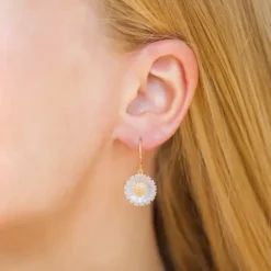 14,5 mm marguerit lilla øreringe i forgyldt sølv - Marie