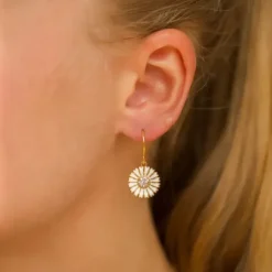 14 mm marguerit zirkon øreringe i forgyldt sølv - Marie