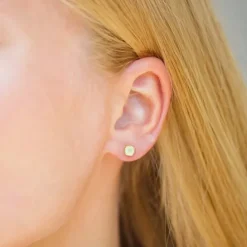 5 mm prehnite ørestikker i forgyldt sølv