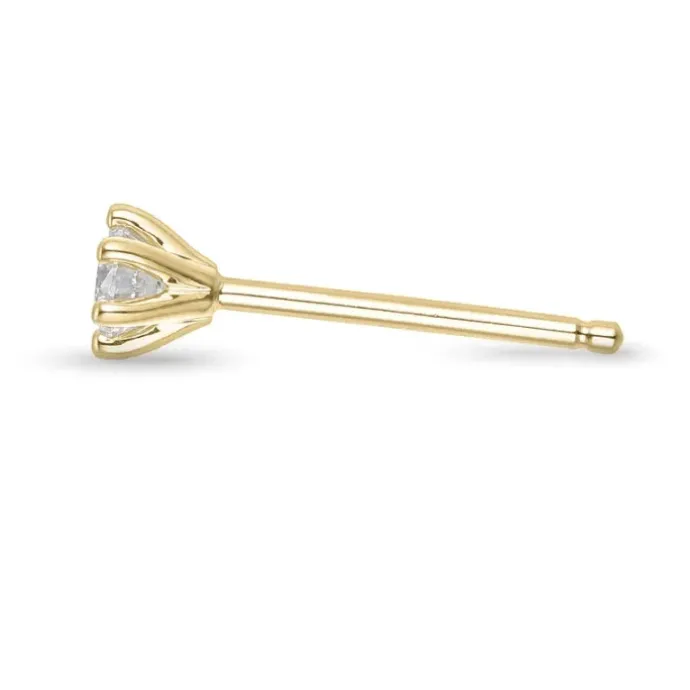 1 x 0,10 ct diamant solitaireørestik i 14 karat guld med diamant
